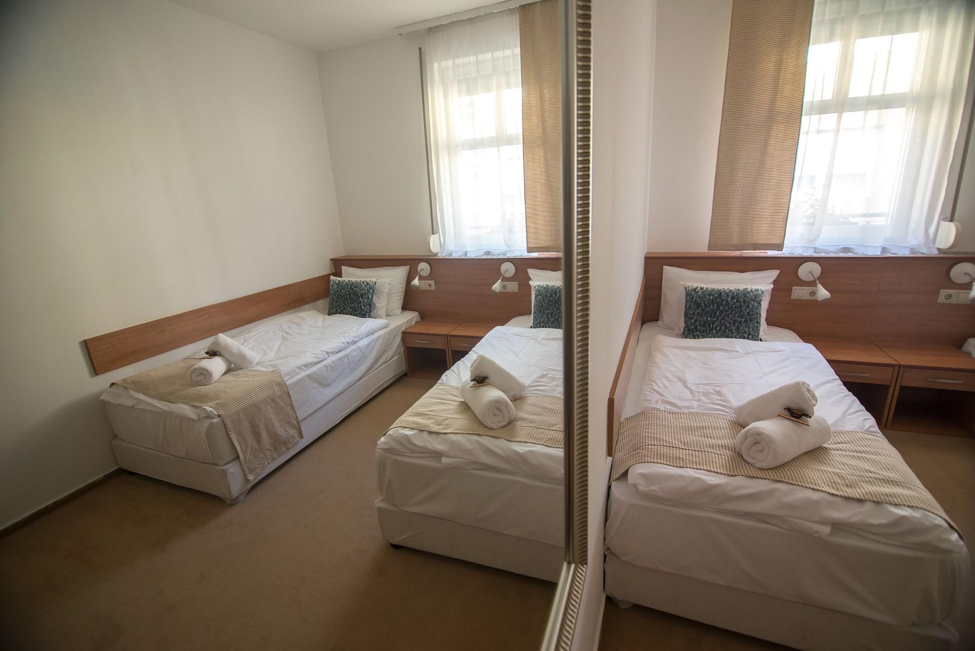 Hotel Civitas Sopron Luaran gambar