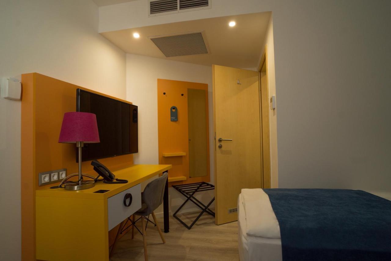 Hotel Civitas Sopron Luaran gambar